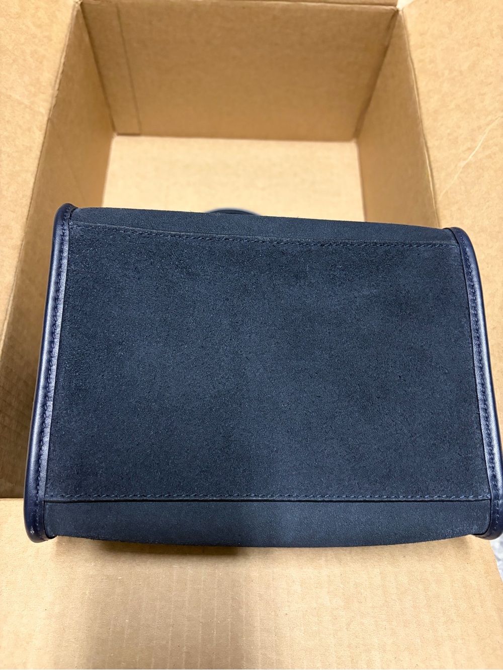 The Lexington Small Tote- Color Juniper Berry- MADEWELL - Picture 5 of 12